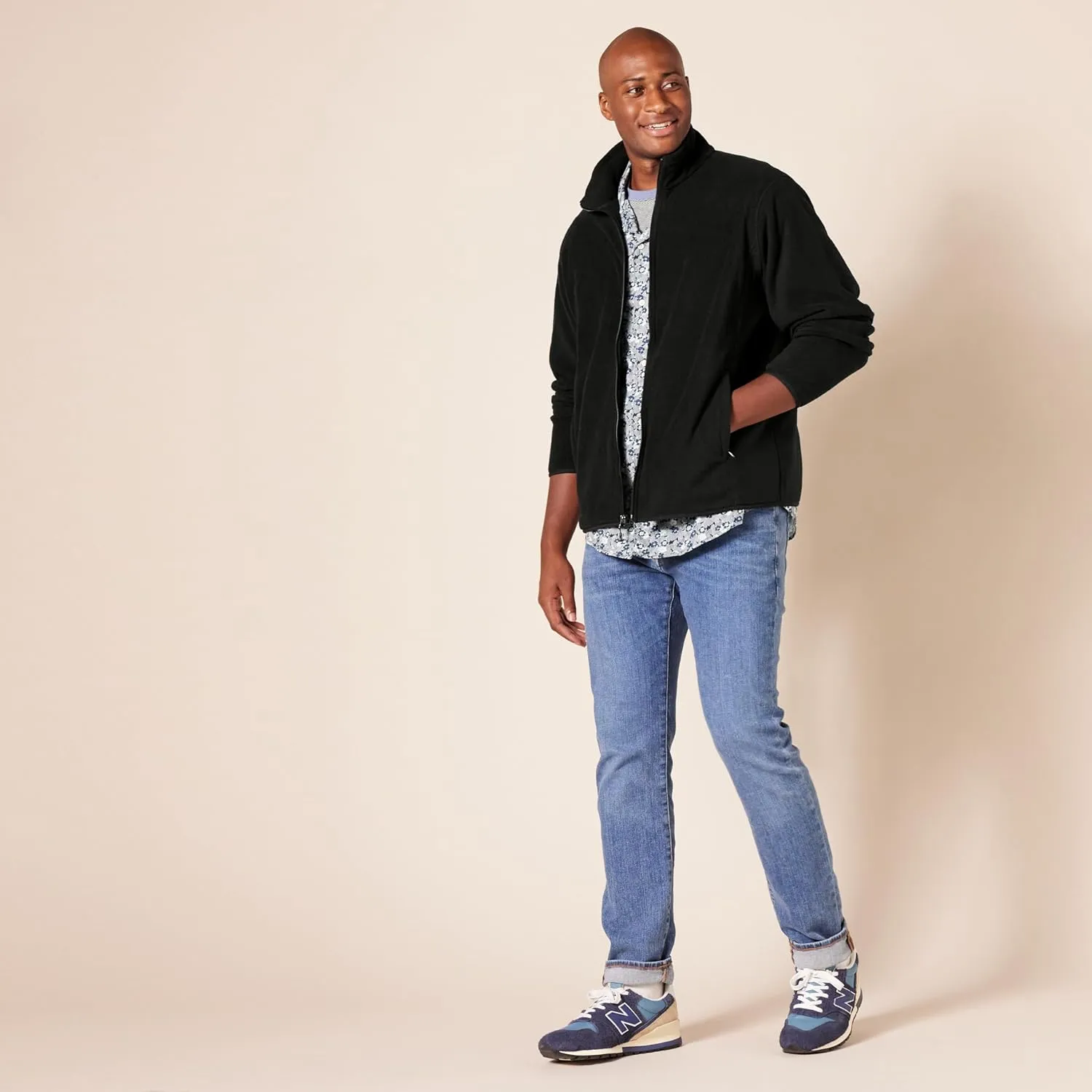 Amazon Essentials Men's Full-Zip Fleece Jacket (Available in Big & Tall)