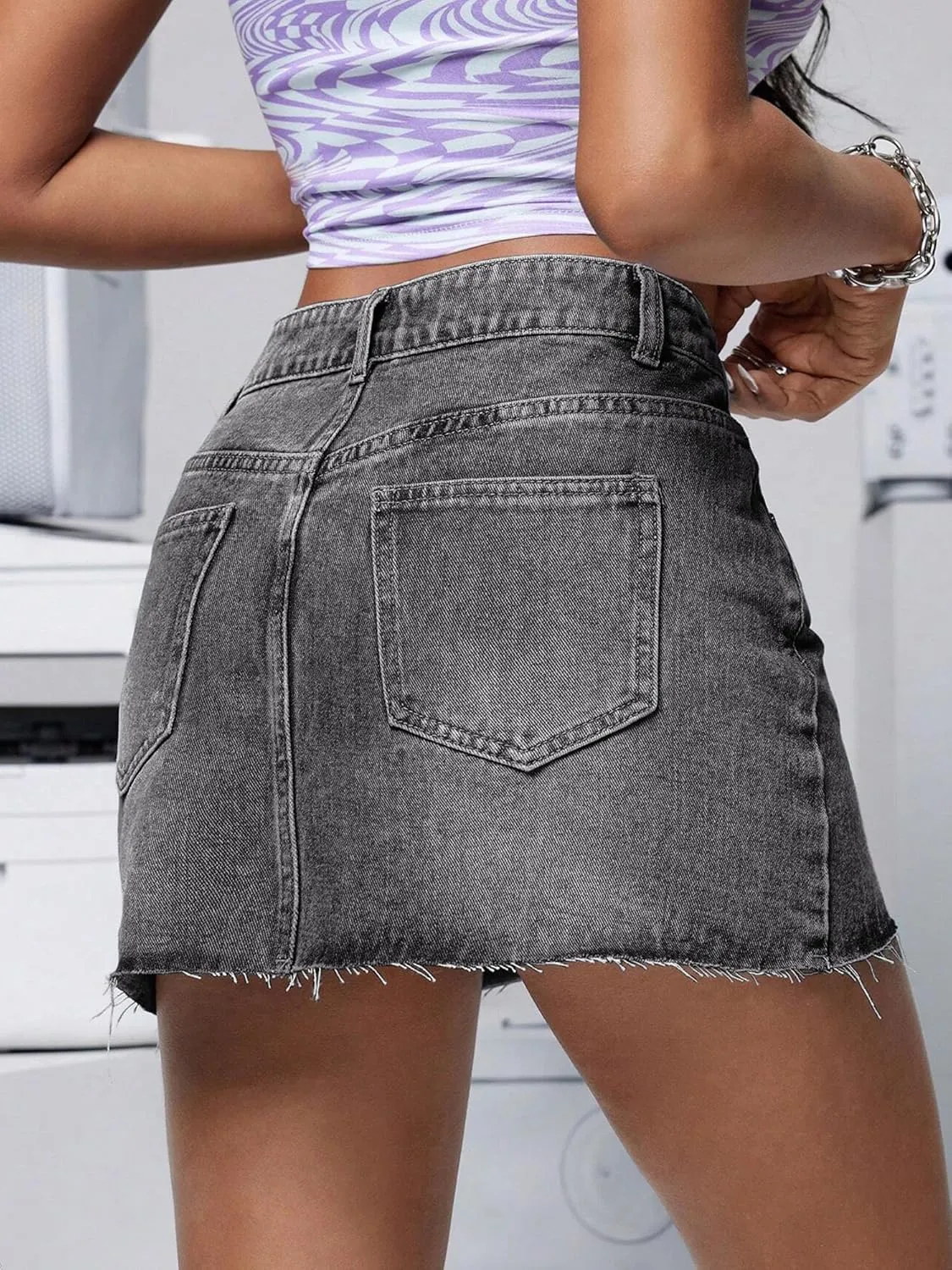 ELLEVEN Denim Skirt Women Mini Low Waist Stretchy Raw Hem Jean Skirt with Pockets