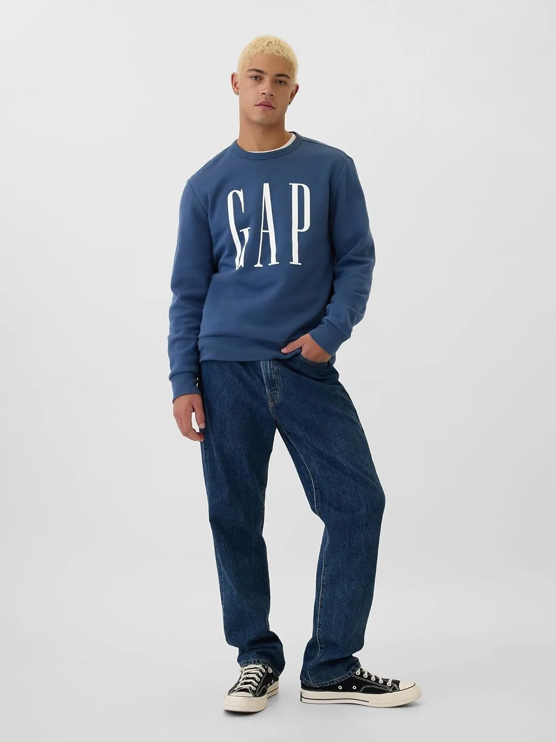 GAP Men's Logo Fleece Crew Sweatshirt