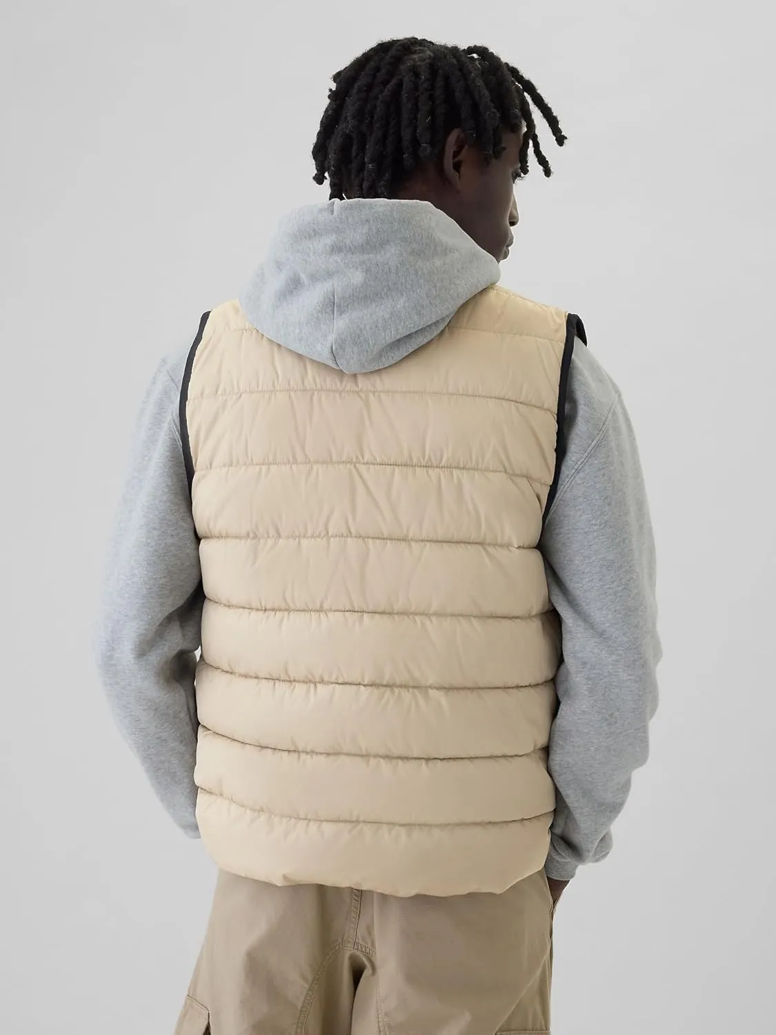 GAP Men's Logo Lightweight Puffer Vest