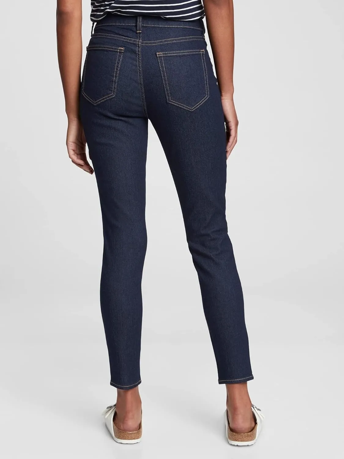GAP Women's Mid-Rise Favorite Jegging Pant