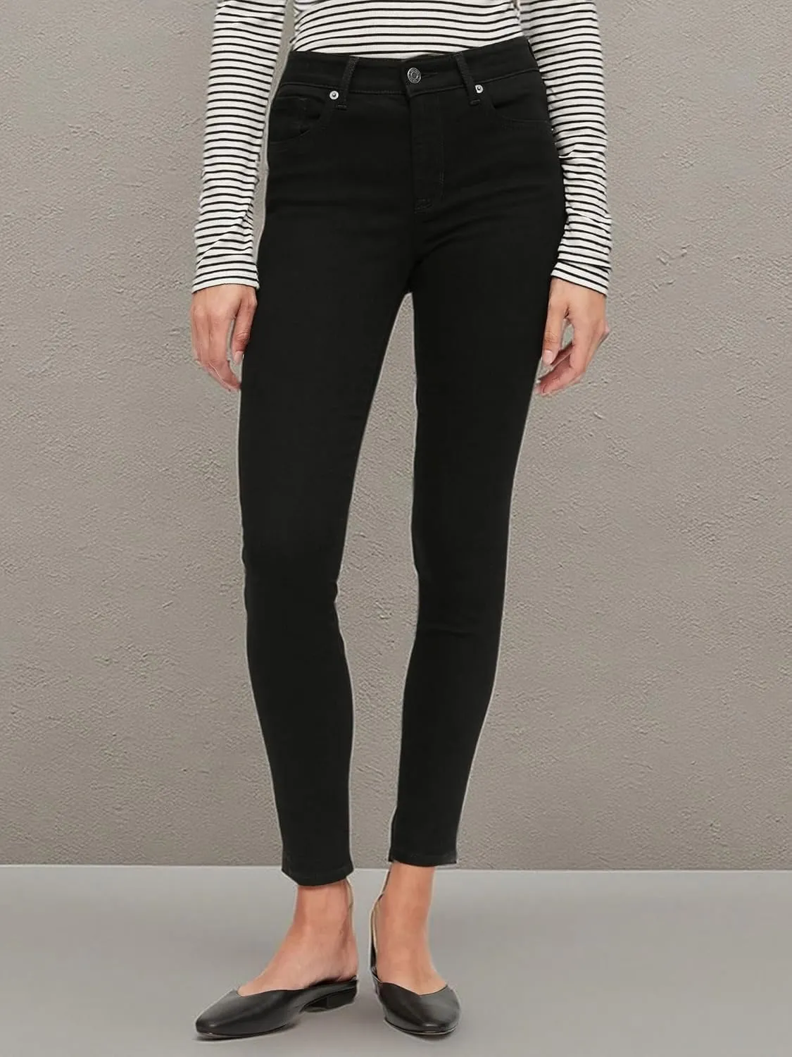 GAP Women's Mid Rise Legging Pant