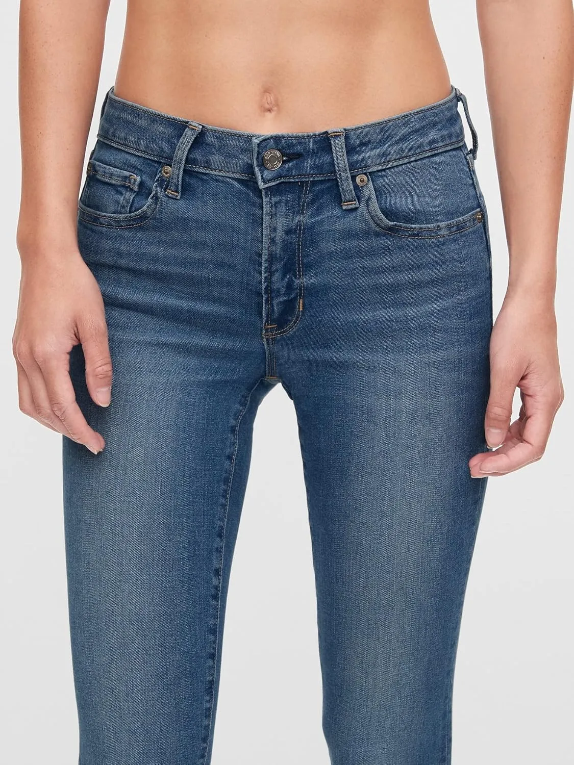 GAP Women's Mid Rise Legging Pant