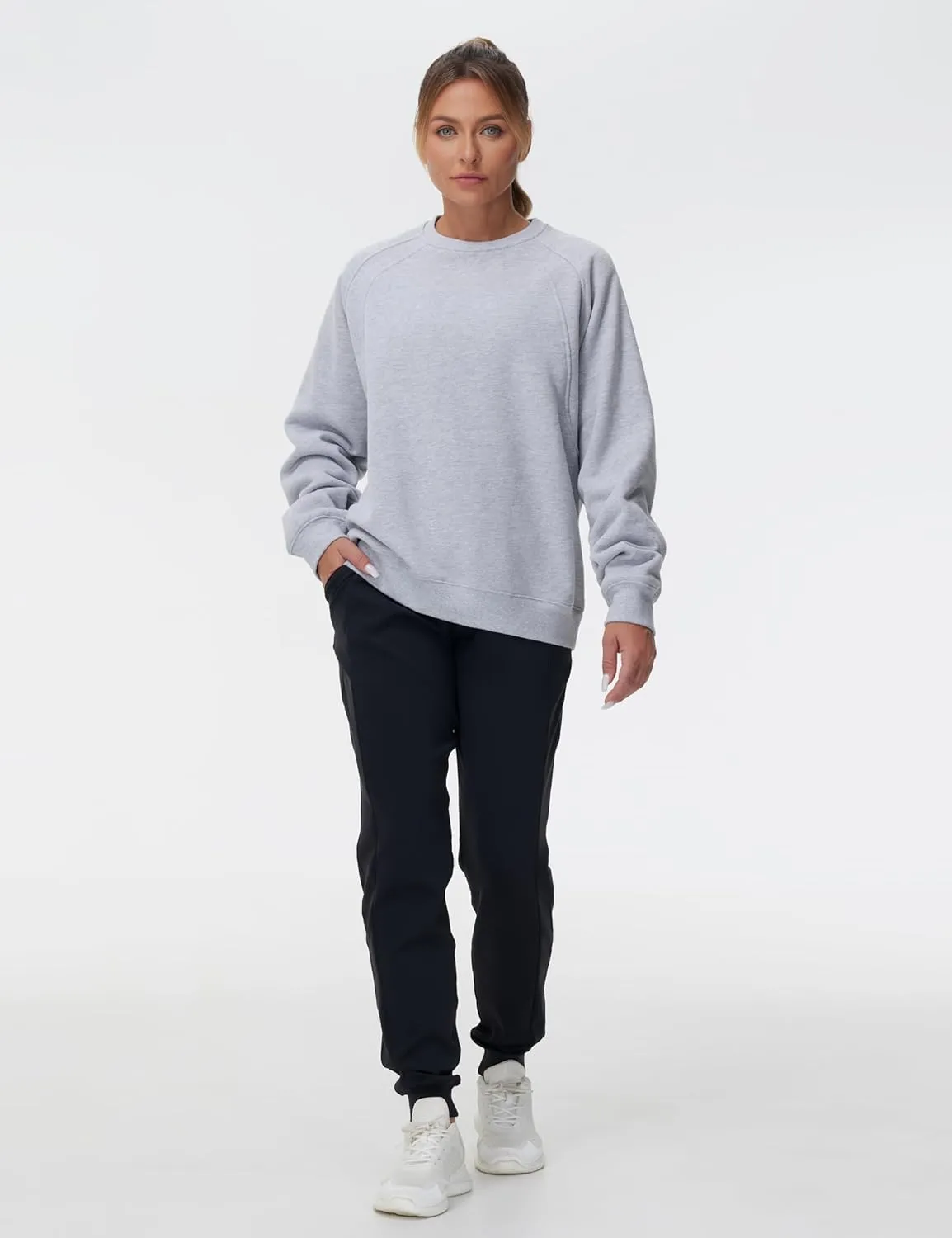 THE GYM PEOPLE Women's Oversized Fleece Sweatshirts Loose Fit Crewneck Long Sleeve Pullover Tops