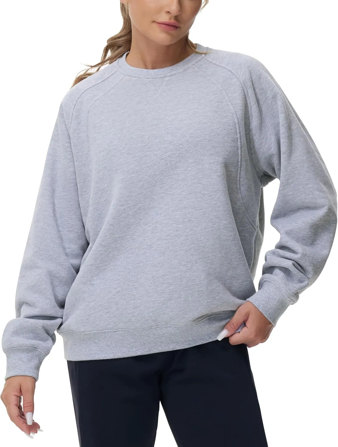 THE GYM PEOPLE Women's Oversized Fleece Sweatshirts Loose Fit Crewneck Long Sleeve Pullover Tops