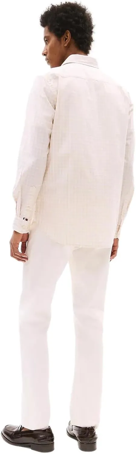 Tommy Hilfiger Men's Signature Long Sleeve Casual Button Down Shirt in Regular Fit 2025 Collection