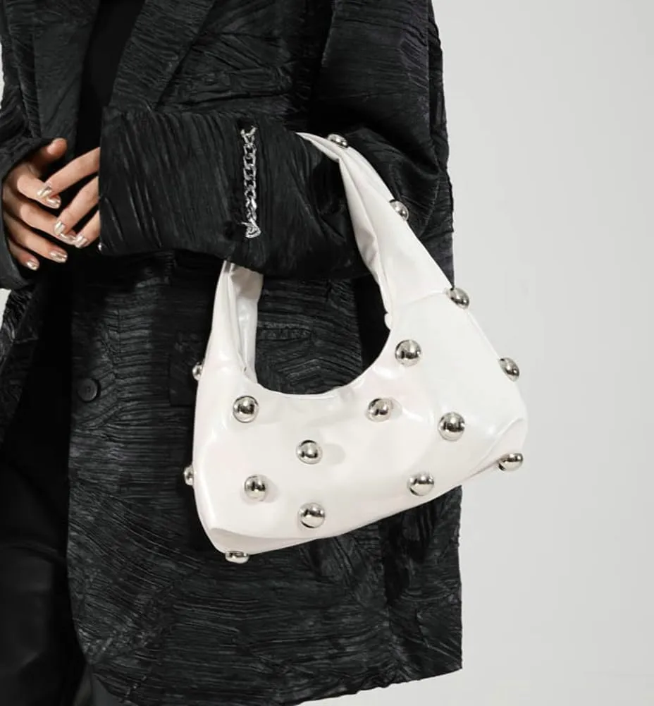 Women Studded Shoulder Bag Pu Leather Rivet Handbag Trendy Underarm Purses Fashion Hobo Bag 2025
