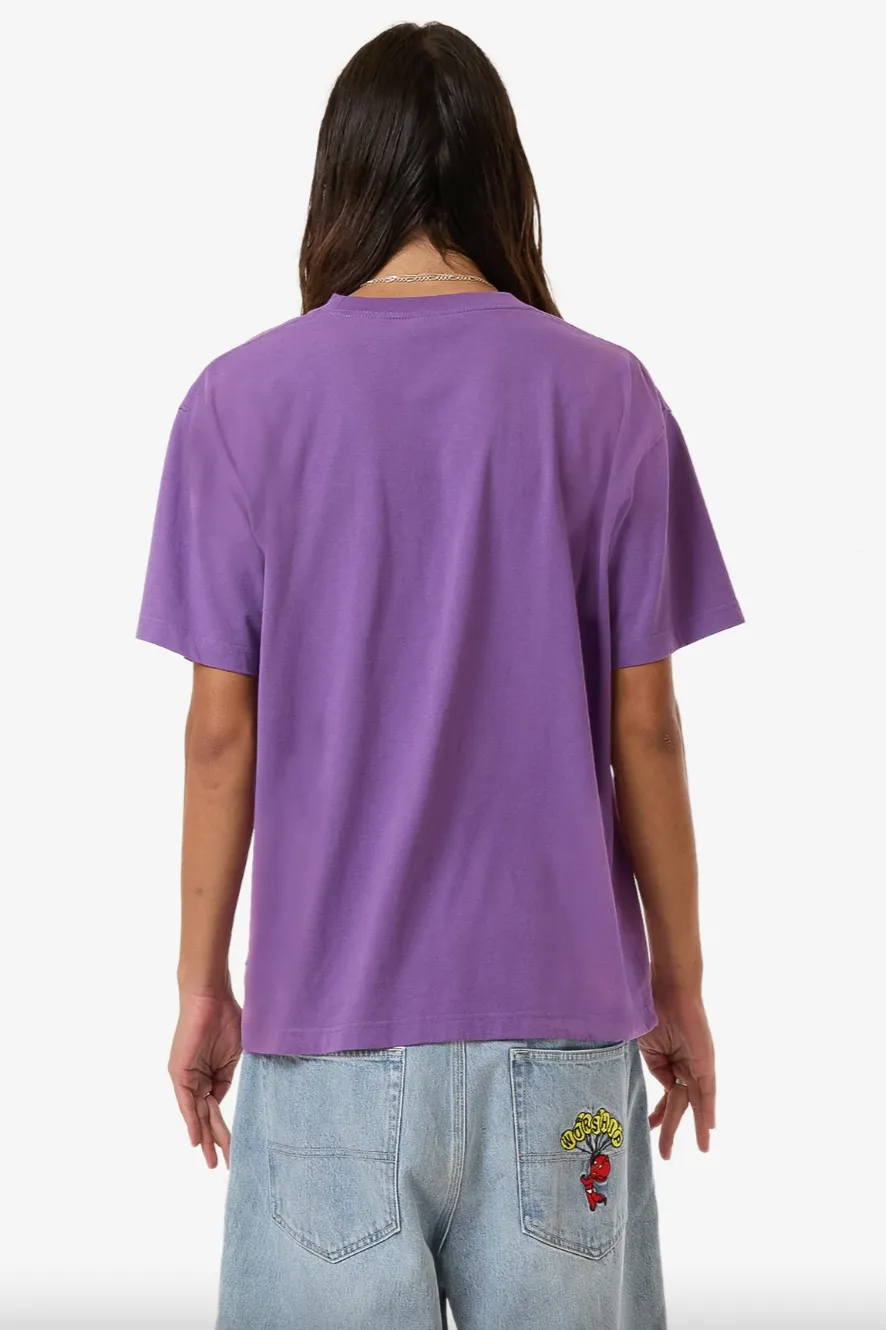 WORSHIP SUPPLIES FLOATER VINTAGE TEE - PRISM VIOLET FADE